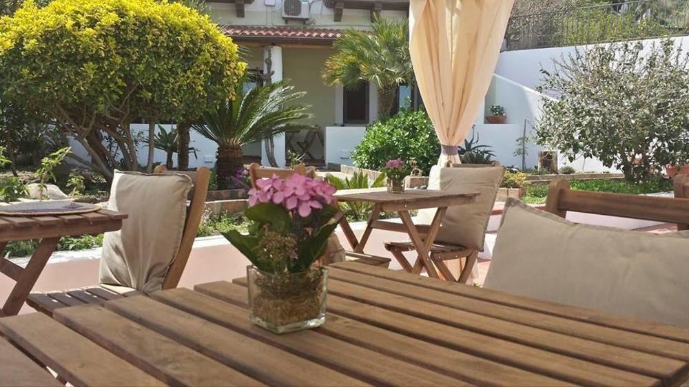 B&B Il Cappero Lipari  Zewnętrze zdjęcie